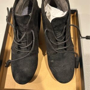 Dr. Scholl's Dakota Black